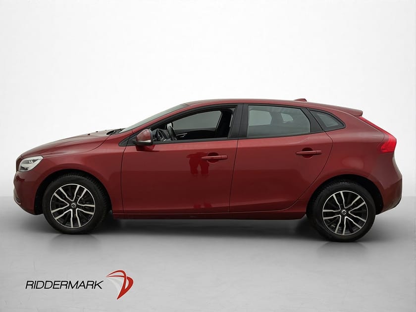Bild 5 av Volvo V40 T2 122hk Momentum VOC Värmare Sensorer Halvskinn