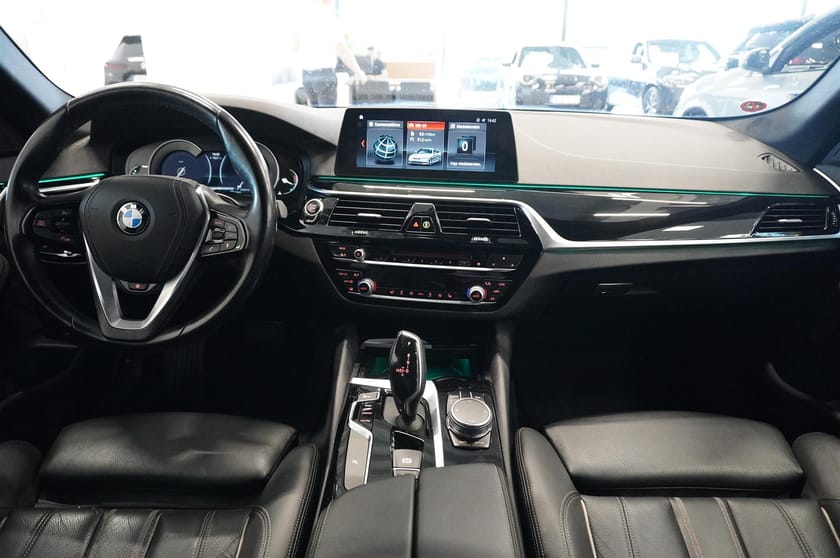 Bild 5 av BMW 520d xDrive Touring Sportline Drag HiFi Rattvärme Navi