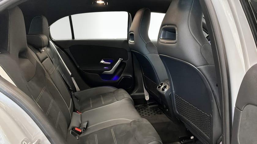 Bild 5 av Mercedes-Benz A 250 e \\ 250e AMG-Line \\  8G-DCT 218hk \\ Navi