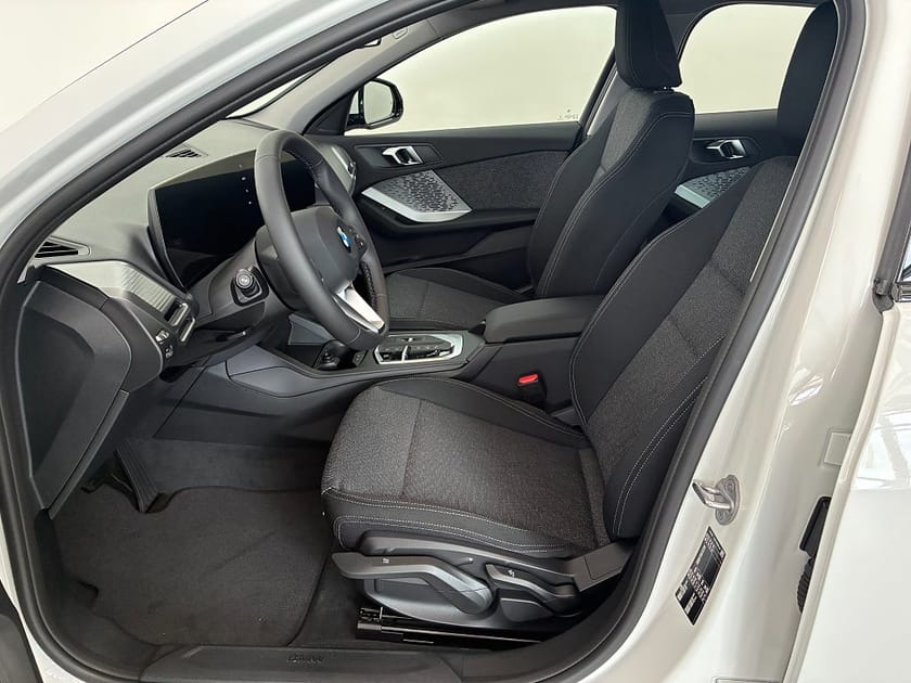 Bild 5 av BMW 120 Automat Backkamera 17" Drive/Park Assist