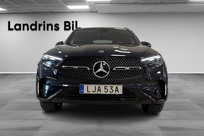 Bild 2 av Mercedes-Benz GLC 300 e 4MATIC AMG Night Drag Distronic Burmester