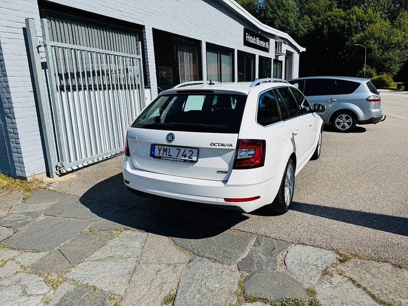 Bild 3 av Škoda Octavia Kombi Skoda 1.4 TSI 110HK G-TEC STYLE / DRAG / CARPLAY