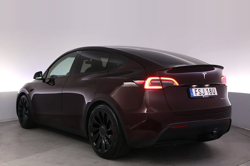Bild 4 av Tesla Model Y Performance Autopilot Panorama Drag