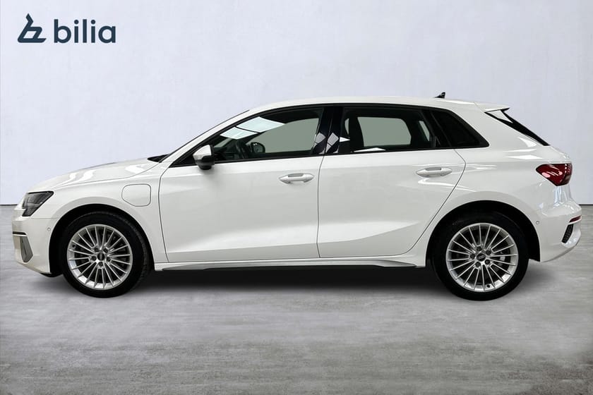 Bild 3 av Audi A3 Sportback 40 TFSI e 45 Plug in Blis Backkamera