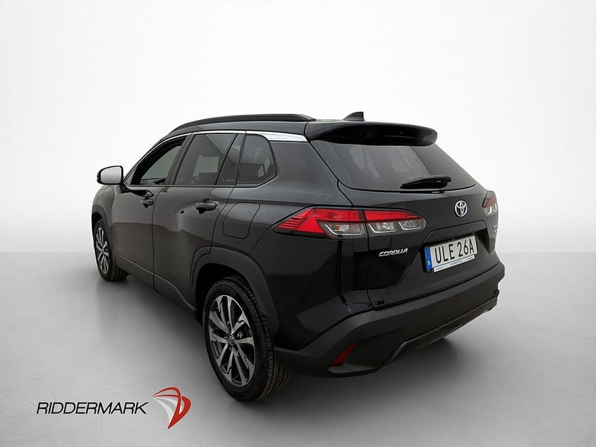 Bild 4 av Toyota Corolla Cross Hybrid AWD-i 197hk AWD Style Kamera Rattvärme