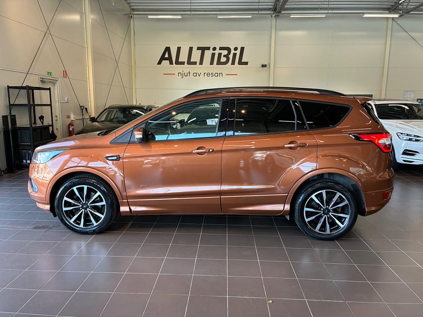 Bild 2 av Ford Kuga 2.0 TDCi AWD Powershift ST-Line Navi/Drag