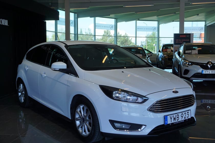 Bild 2 av Ford Focus 1.0 EcoBoost Titanium 125hk Keyless Svensksåld
