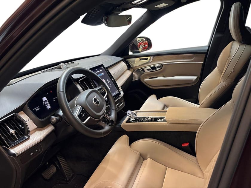 Bild 5 av Volvo XC90 II T8 Ultra Bright, Bowers&Wilkins, Head Up Display, Parkeringskamera 360, Akustikrutor, Dragkrok halvautomatisk