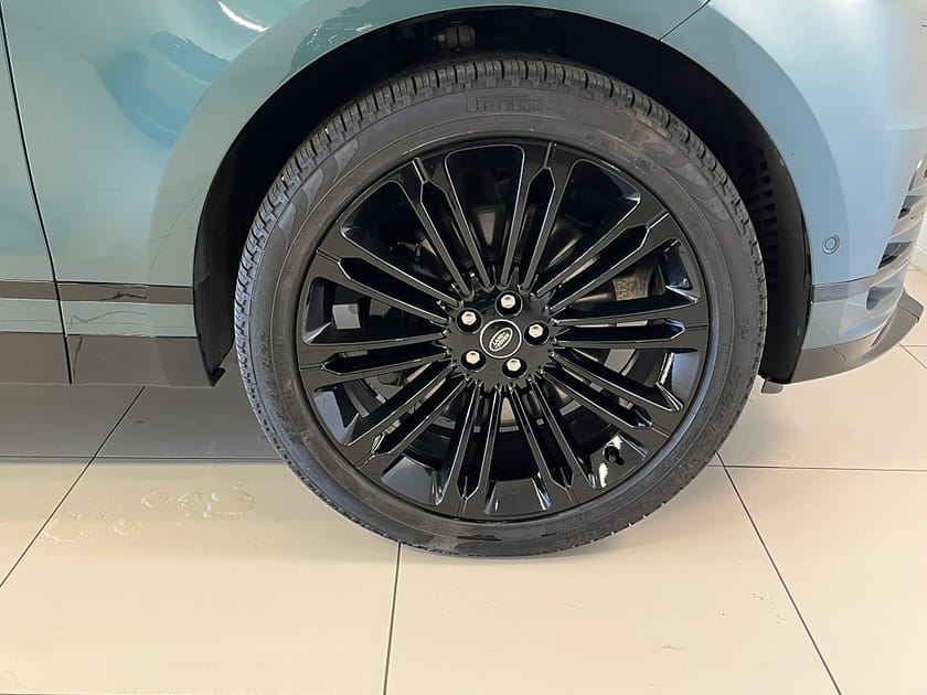 Bild 4 av Land Rover Range Rover Velar P400e Dynamic SE / Panorama / Moms