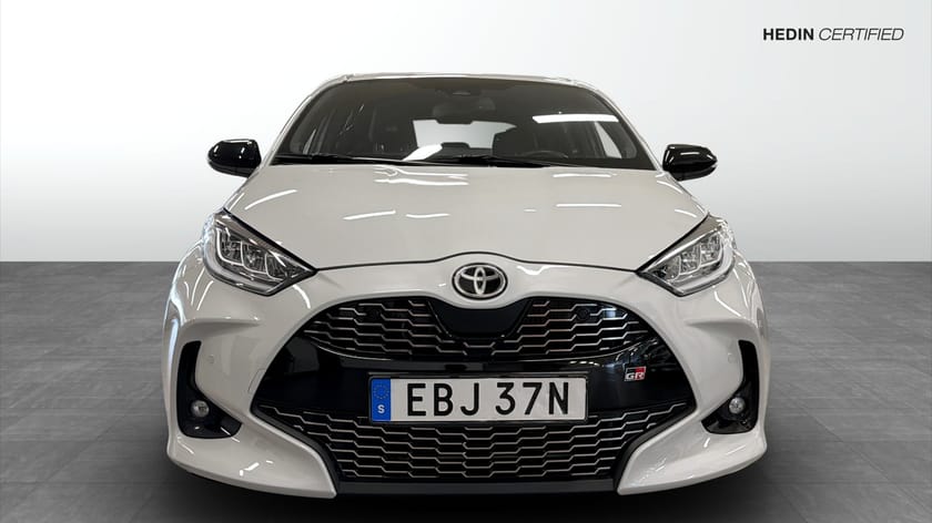 Bild 2 av Toyota Yaris Hybrid GR Sport | HUD | JBL | Pluspaket