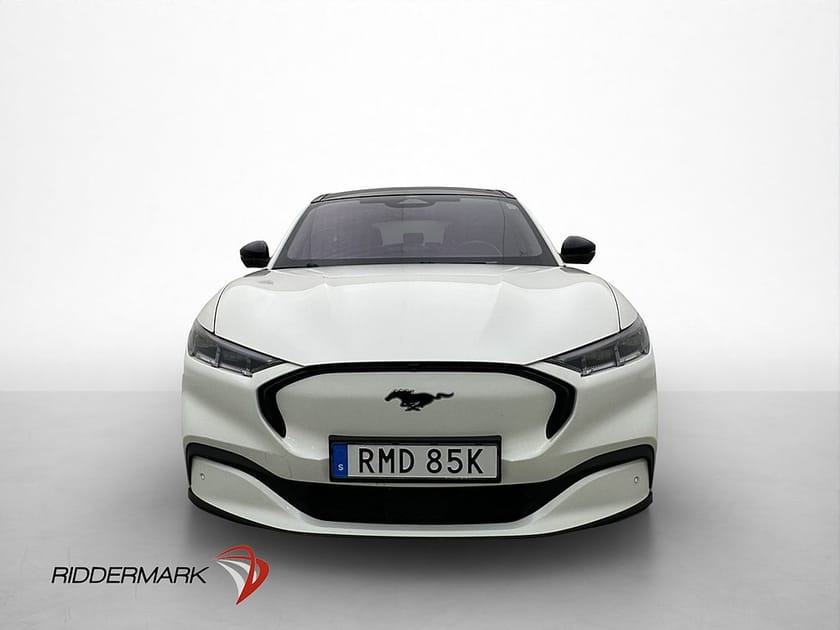 Bild 2 av Ford Mustang Mach-E Long Range AWD Pano B&O 360° Dragkrok