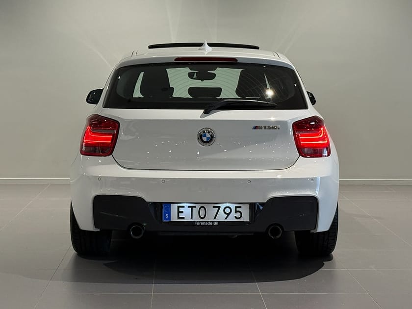 Bild 4 av BMW M135i Glastaklucka HiFi Högtalare Sportstolar 18"