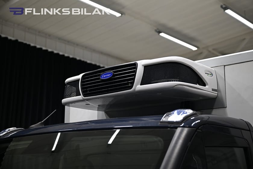 Bild 3 av Iveco Daily 35-140 Chassi Cab 136HK Automat|Volymskåp|BG-Lyft|Kylbil|Leasbar|SeUtr!!