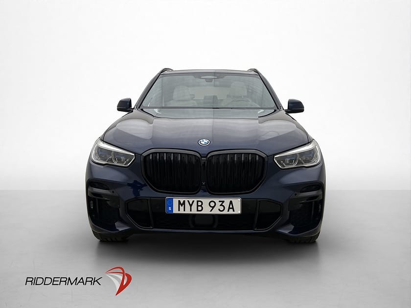 Bild 2 av BMW X5 xDrive45e iPerformance 394hk M-Sport Pano B&W HuD Luftfjäd.
