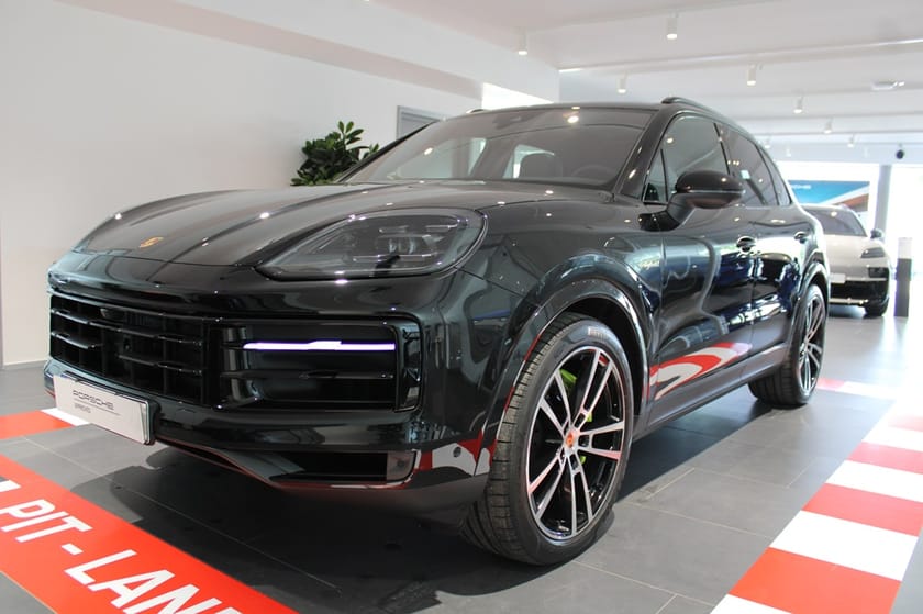 Bild 4 av Porsche Cayenne E-Hybrid 