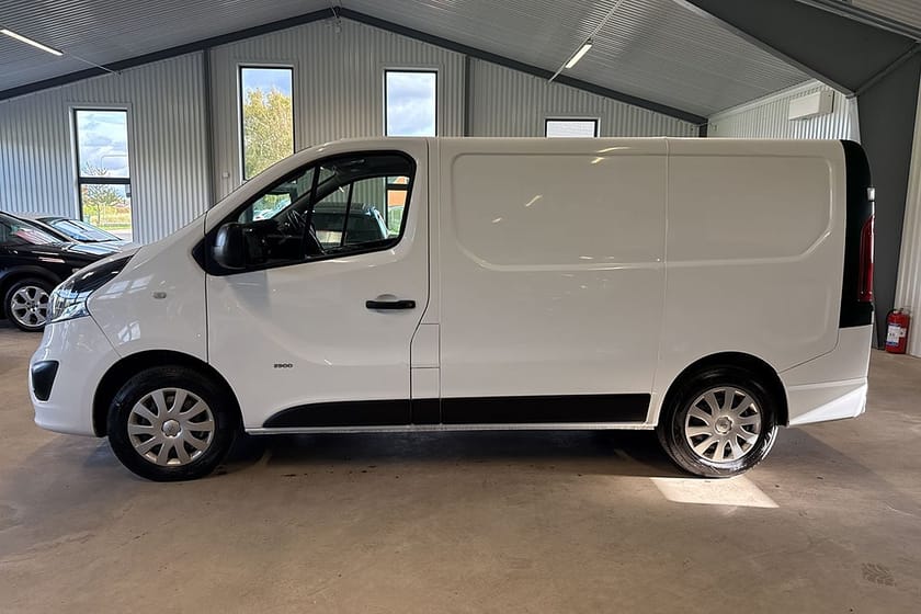 Bild 3 av Opel Vivaro Skåpbil
