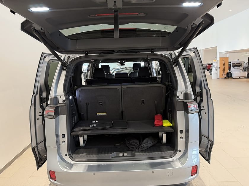 Bild 5 av Volkswagen ID. Buzz GTX LWB 7-SEATS HJULBAS: 3239 MM LÅNG MOTOR: