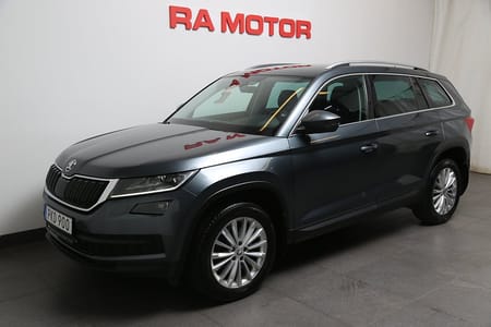 Škoda Kodiaq Skoda TSI 180 4X4 DSG STYLE *SE UTR* 360° Värmare Drag