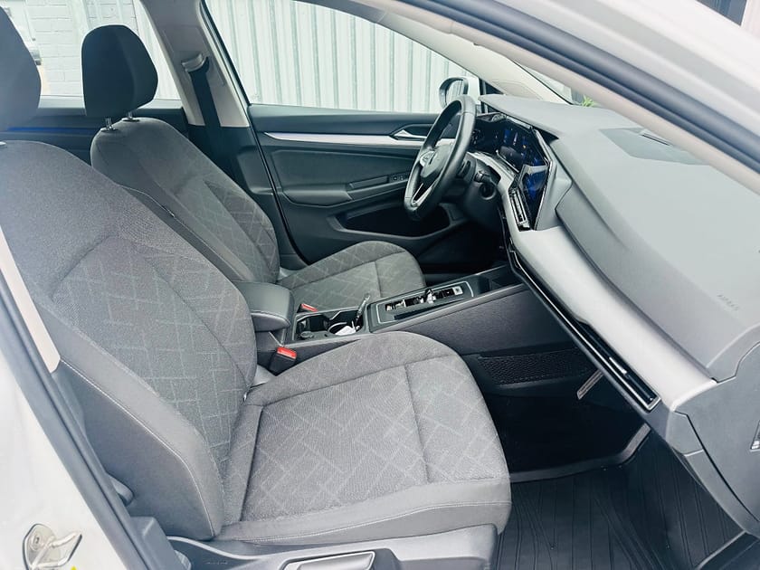 Bild 5 av Volkswagen Golf Sportscombi 1.5 TGI 131HK DSG / VÄRMARE
