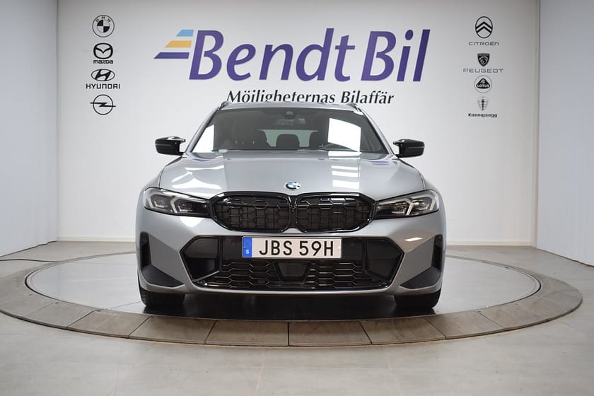 Bild 4 av BMW M340i xDrive Touring M Sport Pro 392hk | Innovation | Drag
