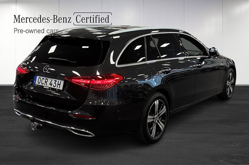 Bild 3 av Mercedes-Benz C 300 T e Drag Burmester Digital Light Minnesstolar 360