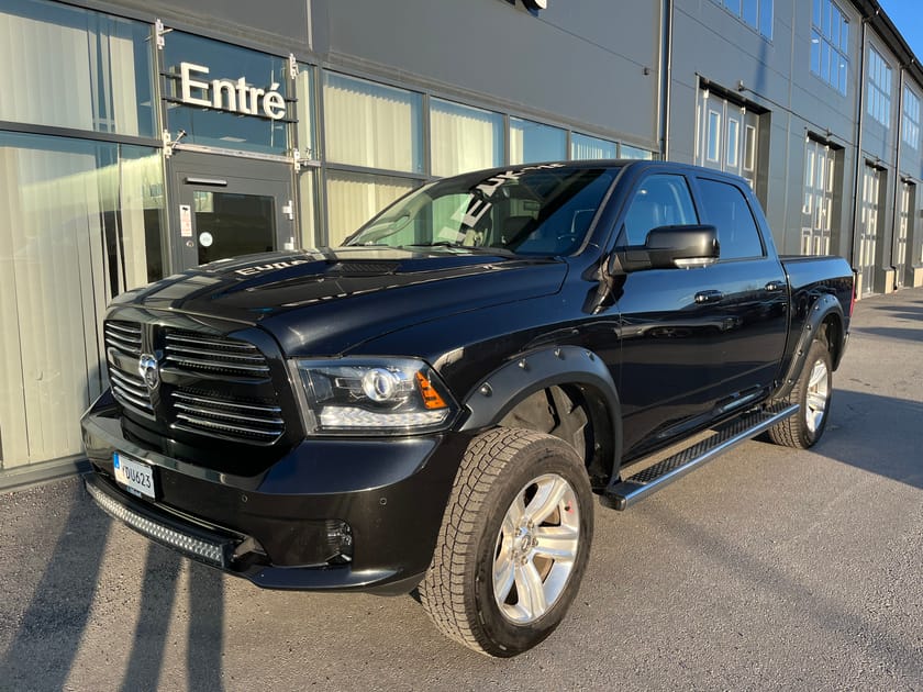 Bild 2 av RAM 1500 Crew Cab