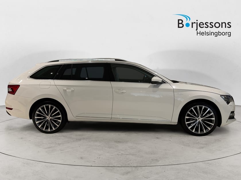 Bild 2 av Škoda Superb iV Kombi