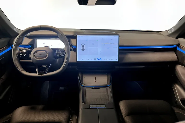 Lynk & Co 08 PHEV