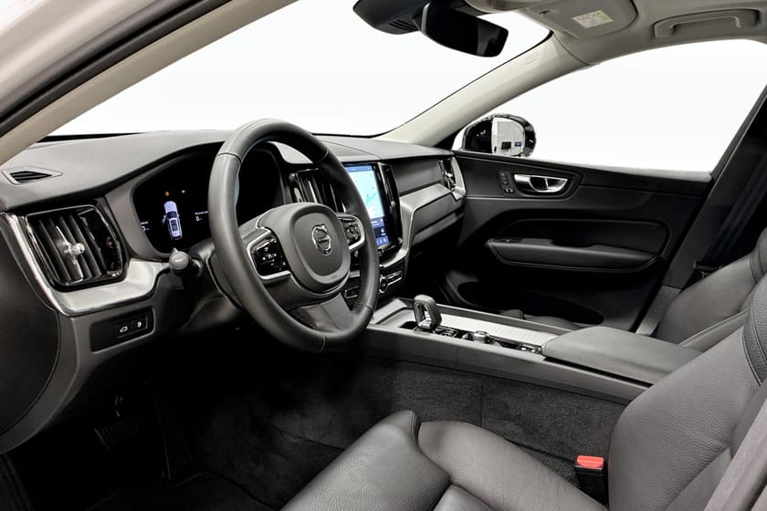 Bild 5 av Volvo XC60 T6 Plus Dark Nordic Edition