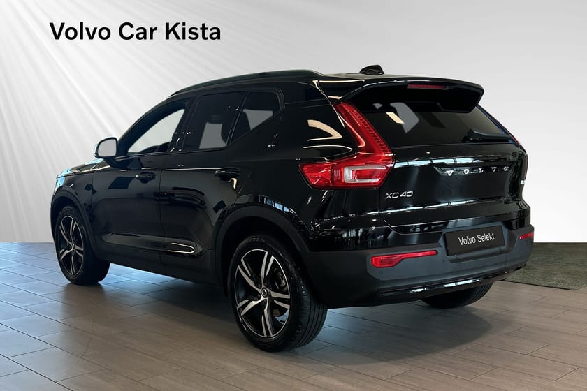 Bild 4 av Volvo XC40 B4 AWD Bensin R-Design Läder H/K B-Kamera