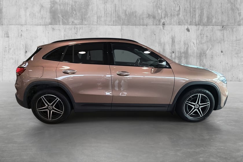 Bilde 4 av Mercedes-Benz EQA 300 4MATIC