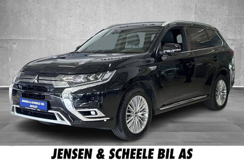 Bilde 3 av Mitsubishi Outlander PHEV Instyle+. R-Kamera, 360 kamera, Krok, DAB, Klima.