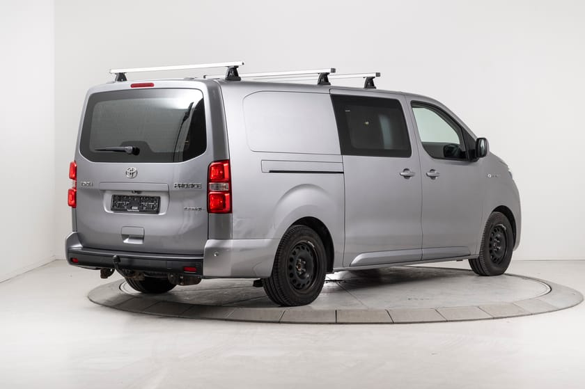 Bilde 3 av Toyota Proace Electric 75kWt Comfort L2H1 Auksjon!