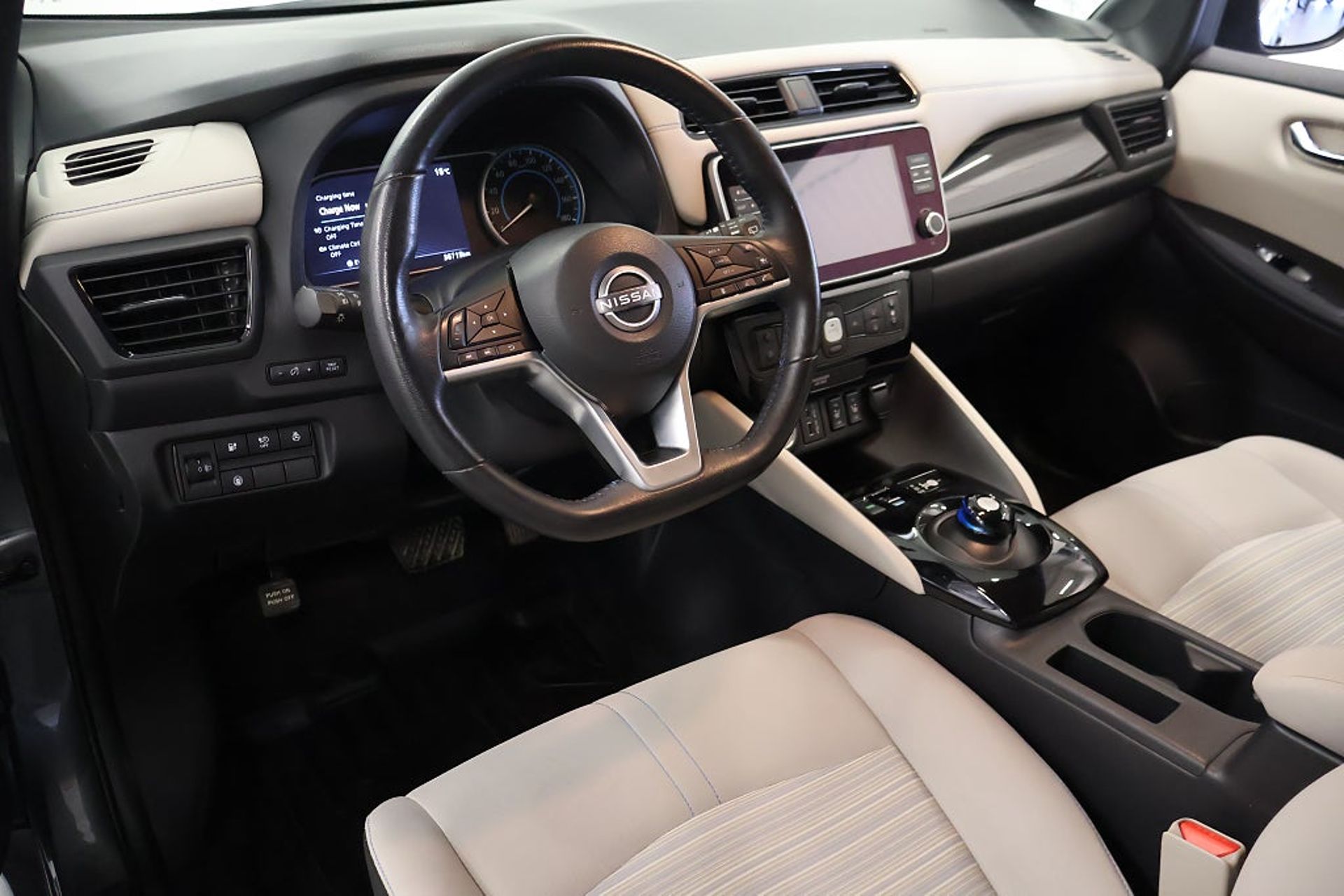 Nissan Leaf 2023, kuva 5/11