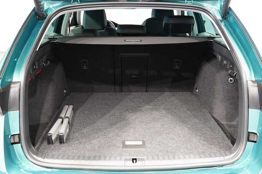 Bild 5 av Škoda Octavia Kombi COMBI SELECTION 1,5 TSI M-HEV Lagerbil