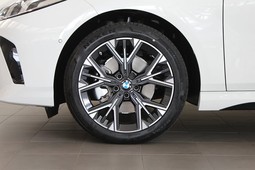 Bild 4 av BMW 120 4,95 ränta M Sport Design Nav Drive/Park-Assist RattV