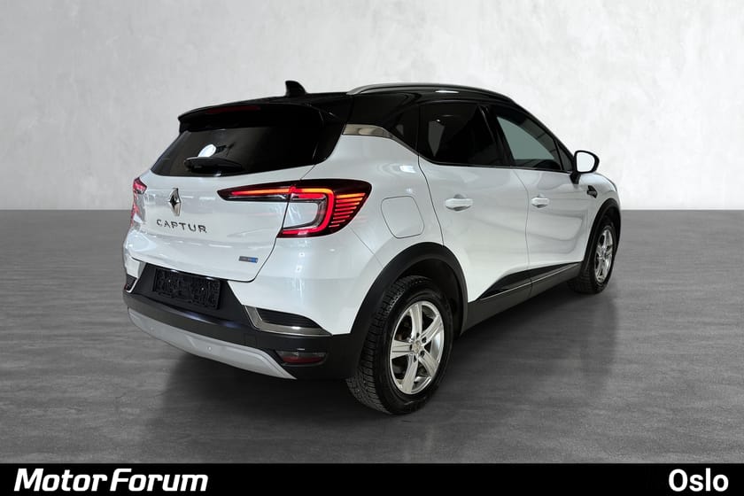 Bilde 5 av Renault Captur E-TECH Plugin-Hybrid 160 Hybrid, 46 km wltp, Rattvarme