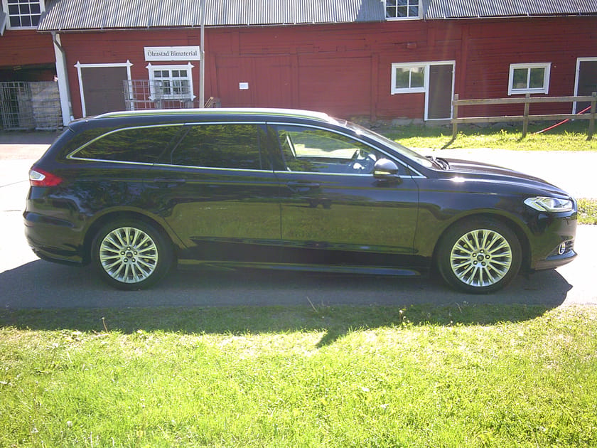 Bild 4 av Ford Mondeo Kombi 2,0 tdci - 180Hk - Automat - Panoramatak