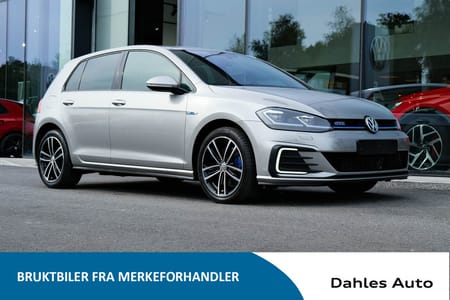 Volkswagen Golf GTE 5d