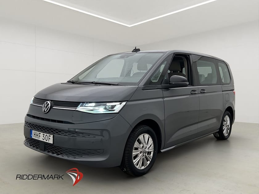 Bild 3 av Volkswagen Multivan eHybrid Cockpit Värmare Pano CARPLAY 6-Sits Moms
