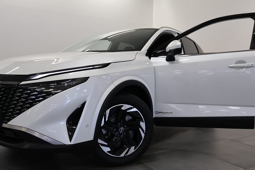 Bild 2 av Nissan Qashqai e-POWER N-Connecta / V-Hjul / 360° / ProPilot