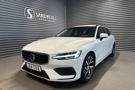 Volvo V60 T8 Twin Engine AWD Momentum Värmare Navi Drag Euro 6