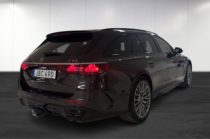 Bild 5 av Mercedes-Benz AMG E 53 HYBRID T 4MATIC+ Pano/Drag/P-Värme/Ride control