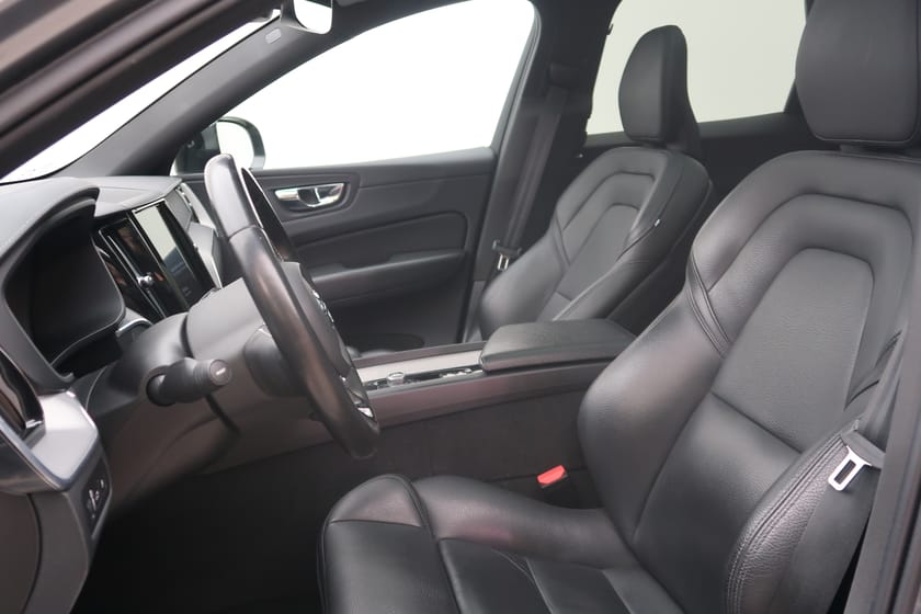 Bild 4 av Volvo XC60 T8 TE R-Design/Pano