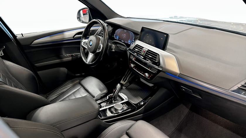 Bild 3 av BMW X3 xDrive30e xDrive 30e M Sport Pano  Hi-Fi Drag