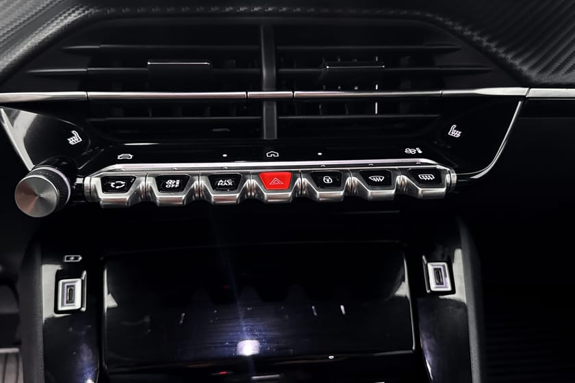 Bild 5 av Peugeot 2008 1.2 PureTech Allure/ Backkamera