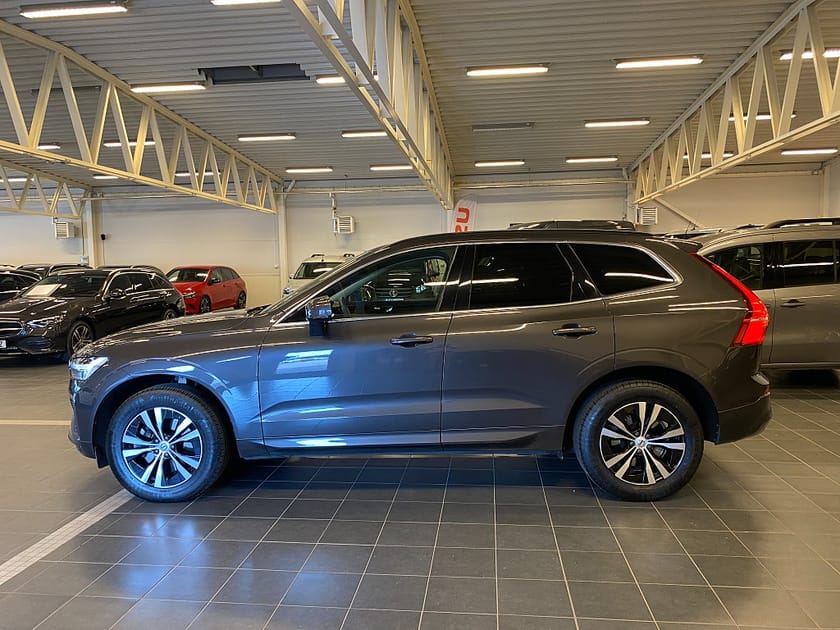 Bild 4 av Volvo XC60 B4 AWD Geartronic Momentum Advanced Edition II Euro 6