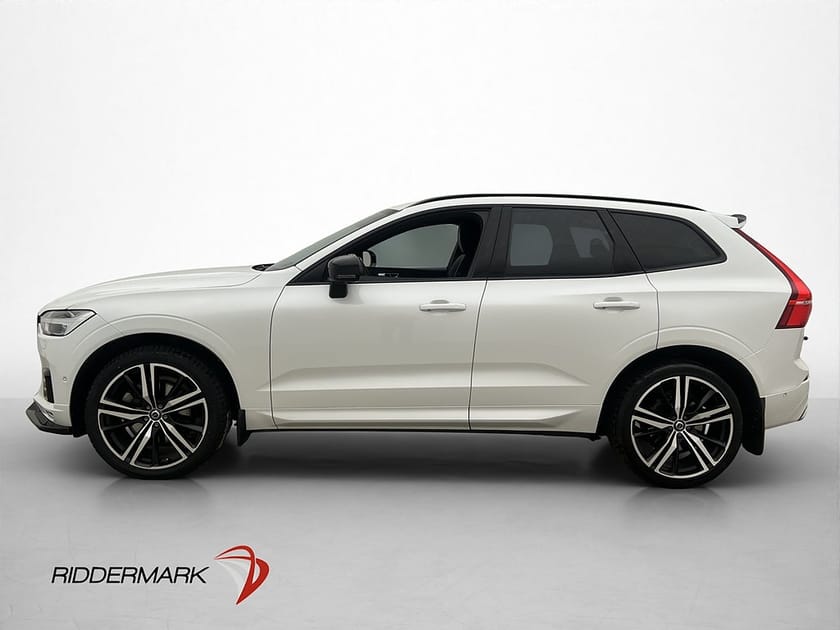 Bild 5 av Volvo XC60 B4 AWD 197hk R-Design Pano H/K 360° Skinn Drag