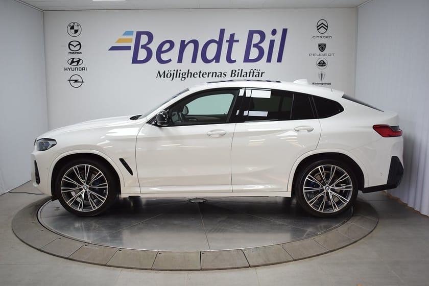 Bild 4 av BMW X4 M40i / Laser / Harman Kardon / Panoramaglastak/ Värmare