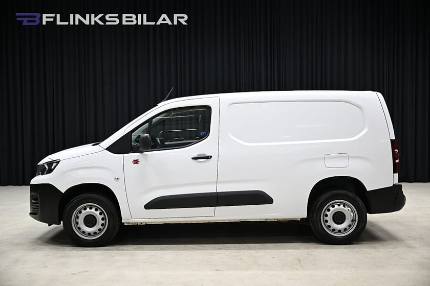 Bild 2 av Peugeot Partner Utökad Last 4x4 130HK L2|Servicebil|Inredd|Värmare|Backkamera|Moms